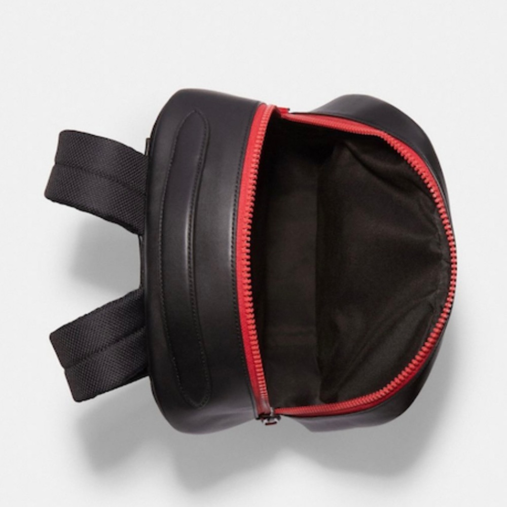 “HOST PICK” Coach Backpack in Signature Canvas - Picture 4 of 7